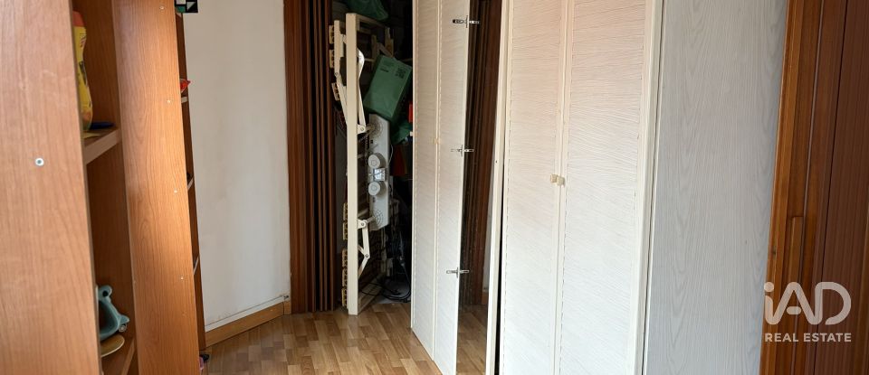 Pis 3 habitacions de 70 m² a Santa Coloma de Gramenet (08923)