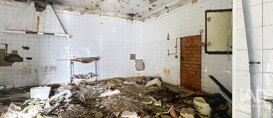 House/villa 3 bedrooms of 192 m² in Dorron (36966)