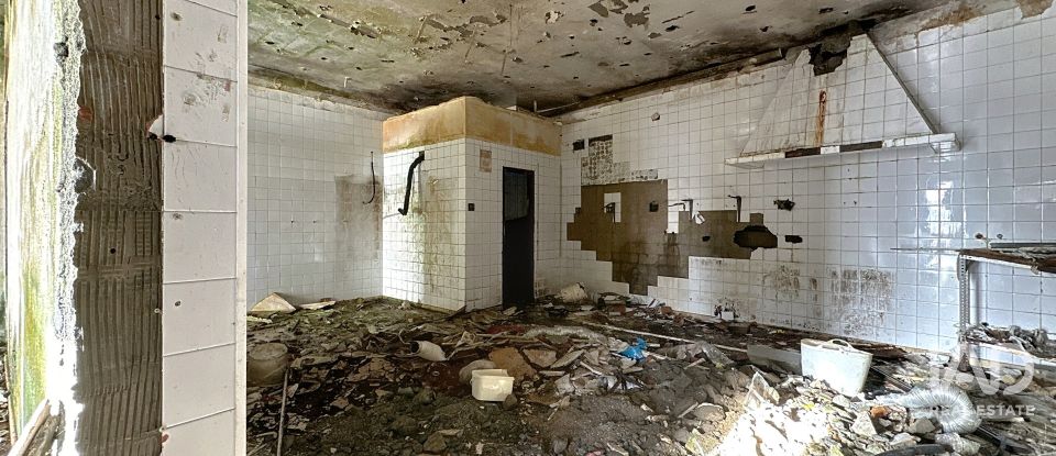 House/villa 3 bedrooms of 192 m² in Dorron (36966)