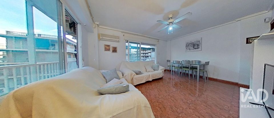 Pis 3 habitacions de 106 m² a Santa Pola (03130)