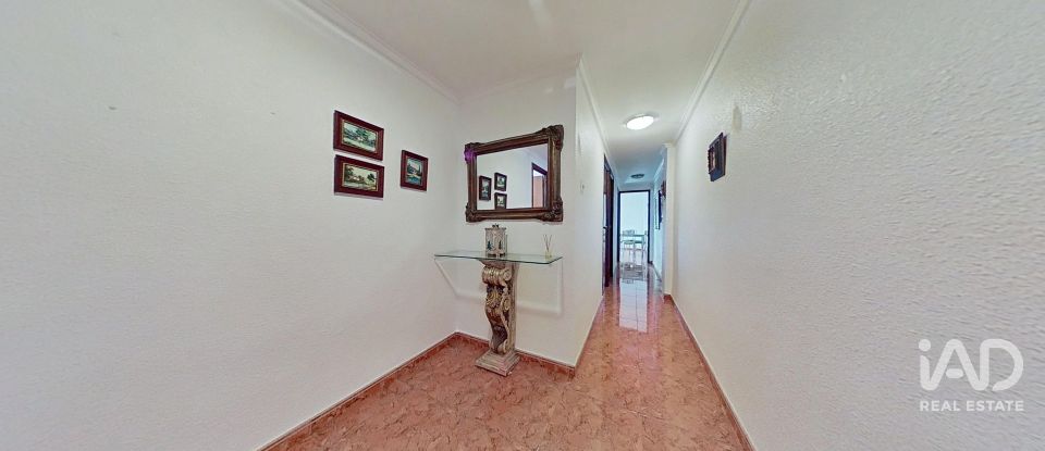 Pis 3 habitacions de 106 m² a Santa Pola (03130)