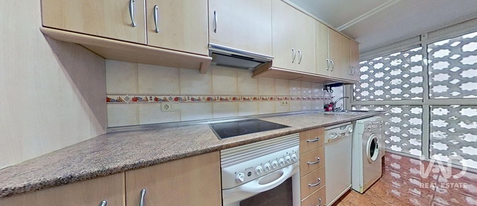 Pis 3 habitacions de 106 m² a Santa Pola (03130)