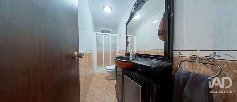 Pis 3 habitacions de 106 m² a Santa Pola (03130)