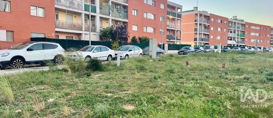 Building plot of 855 m² in Amposta (43870)