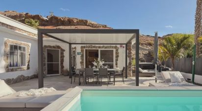 Casa 4 habitacions de 194 m² a Taurito (35138)