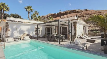 Casa 4 habitacions de 194 m² a Taurito (35138)