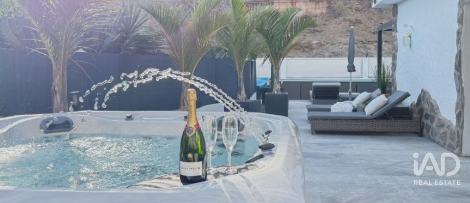 Casa 4 habitacions de 194 m² a Taurito (35138)