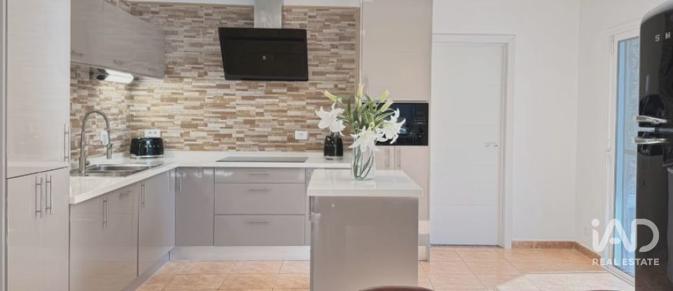 Casa 4 habitacions de 194 m² a Taurito (35138)