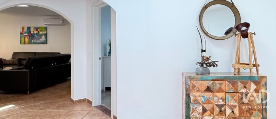 Casa 4 habitacions de 194 m² a Taurito (35138)