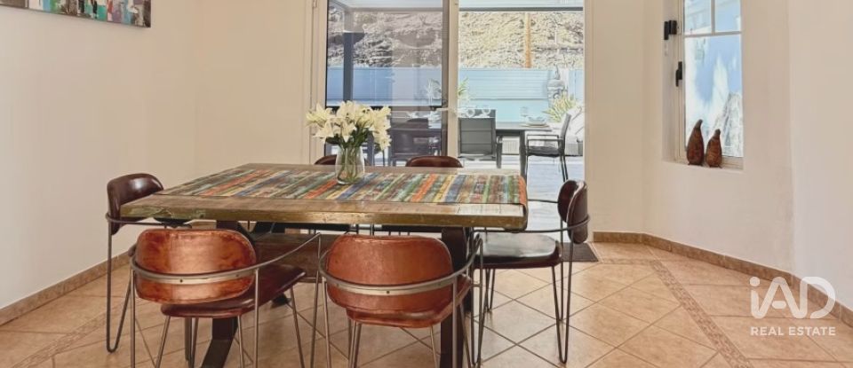 Casa 4 habitacions de 194 m² a Taurito (35138)