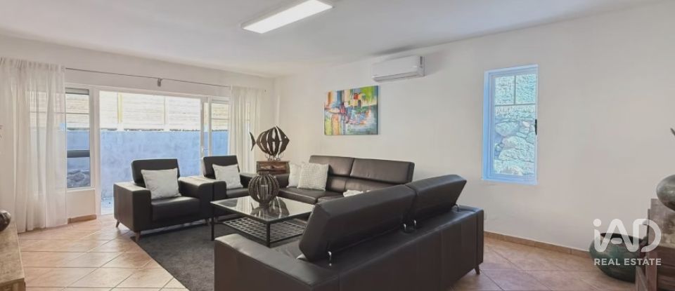 Casa 4 habitacions de 194 m² a Taurito (35138)