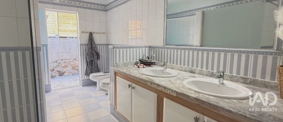 Casa 4 habitacions de 194 m² a Taurito (35138)