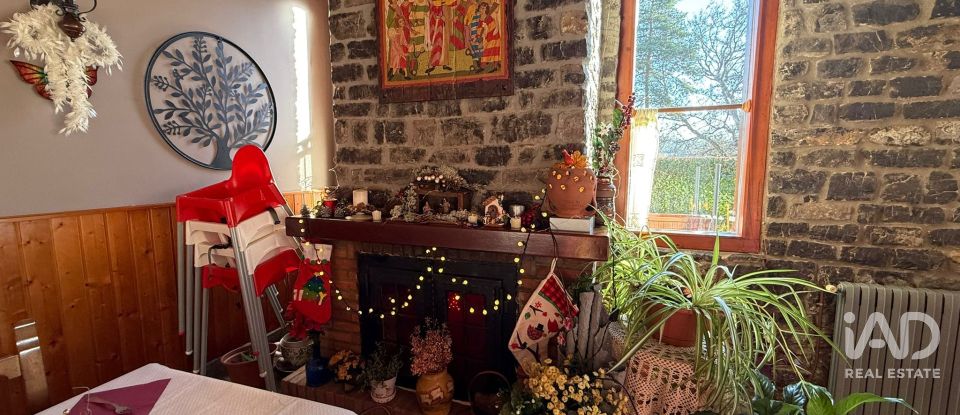 Casa rural 3 habitacions de 320 m² a Valdepiélago (24847)