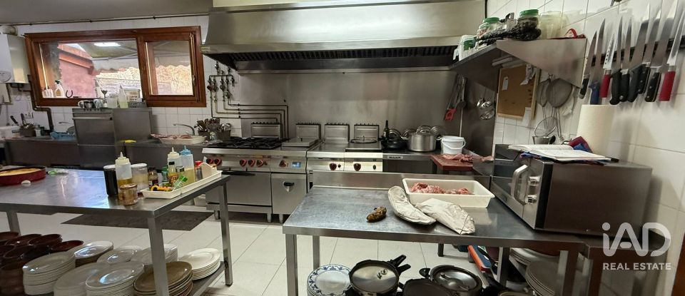 Casa rural 3 habitacions de 320 m² a Valdepiélago (24847)