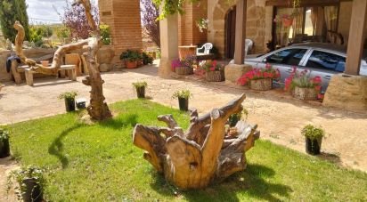 Edificio de 727 m² en Valdunquillo (47672)